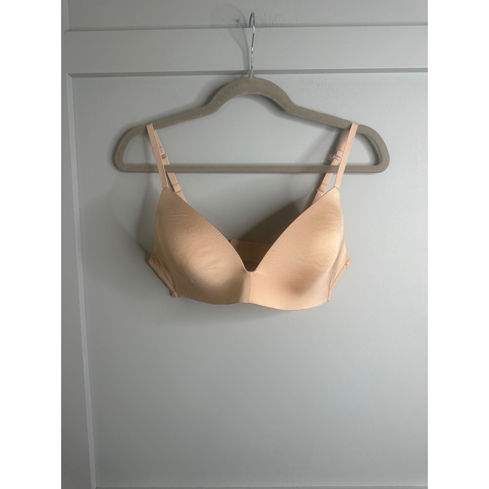 SKIMS 36C Natural‎ Comfort Revolution Underwire Bra Smooth Seamless T-Shirt Bra
